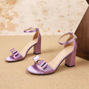 Essenza Sandália Bow Block — Laço Glam & Salto Bloco ✨ 50% de DESCONTO + FRETE GRÁTIS!