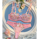 Conjunto de Lingerie Bordada com Flores
