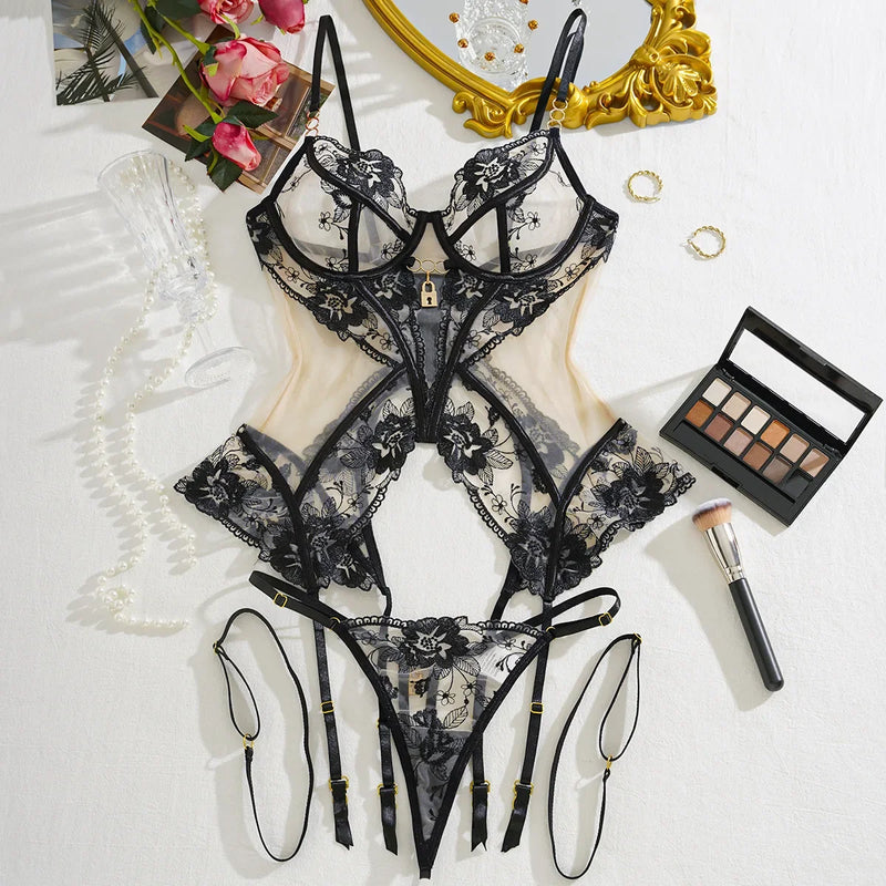 Flor de Ébano — Bordada, Ajustável e Irresistível ✨ 50% de DESCONTO + FRETE GRÁTIS!